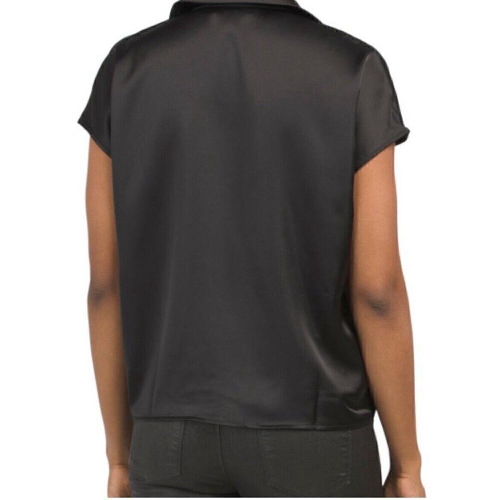 NEW Rachel Zoe Silky-smooth blouse Top MEDIUM Black Pockets abalone buttons - Picture 2 of 9